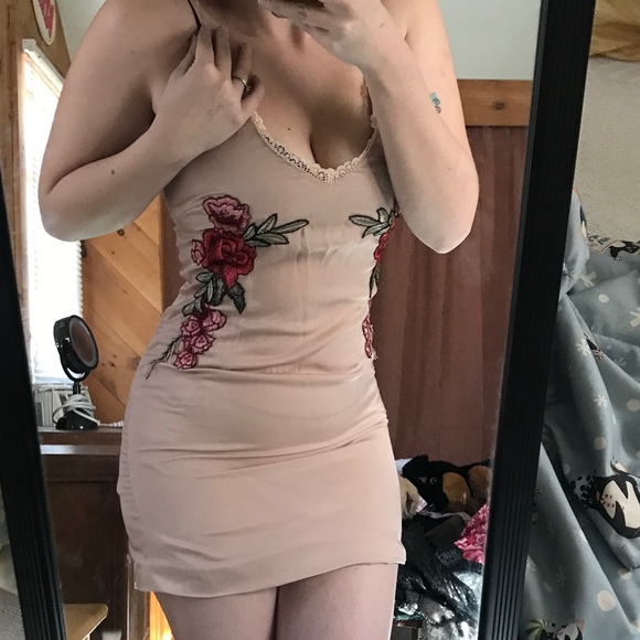 🌹CLEARANCE🌹🌟r o s e • s l i p 🌟 - Picture 4 of 5